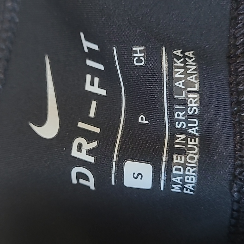 Nike Pocket Leggings - Picture 4 of 5